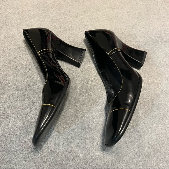 Authentic Vintage Prada heels - Picture 2 of 7